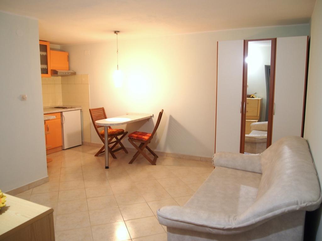 Holiday Home Oliva Билице Экстерьер фото